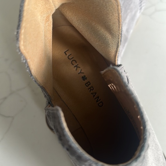Lucky brand gray ankle boots size 8.5 - Picture 9 of 11